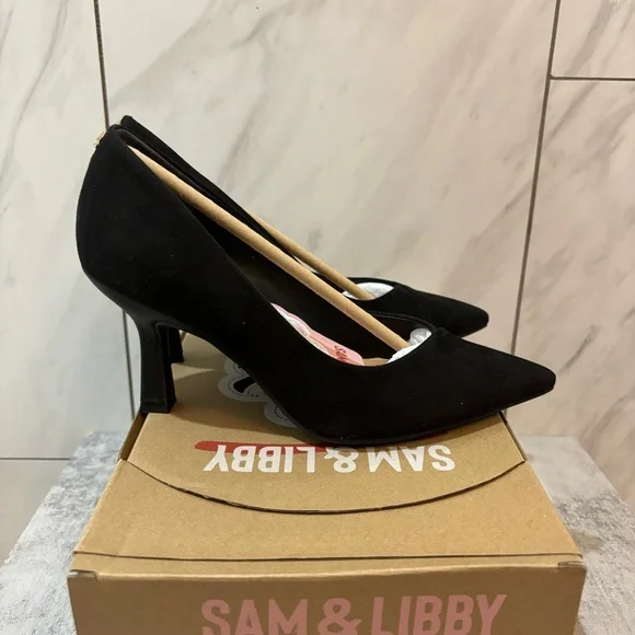 Sam & Libby Black Heels - Picture 3 of 6